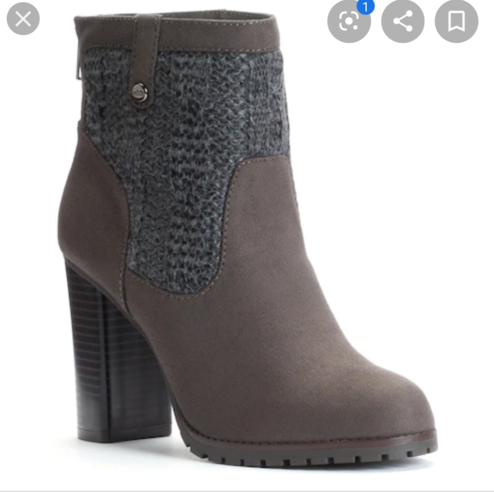 Juicy Couture Lupia Ankle Boots